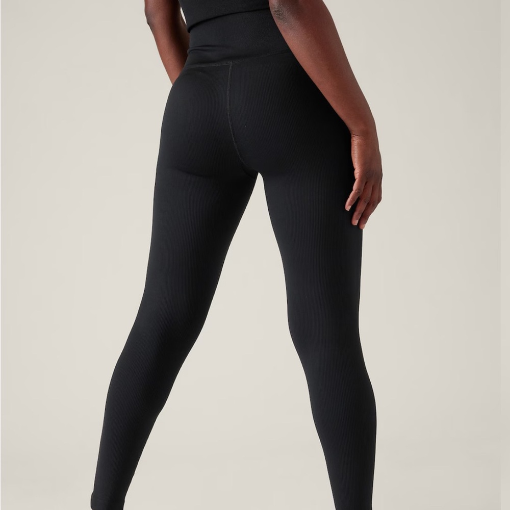 BNWT Athleta Aurora leggings xxs